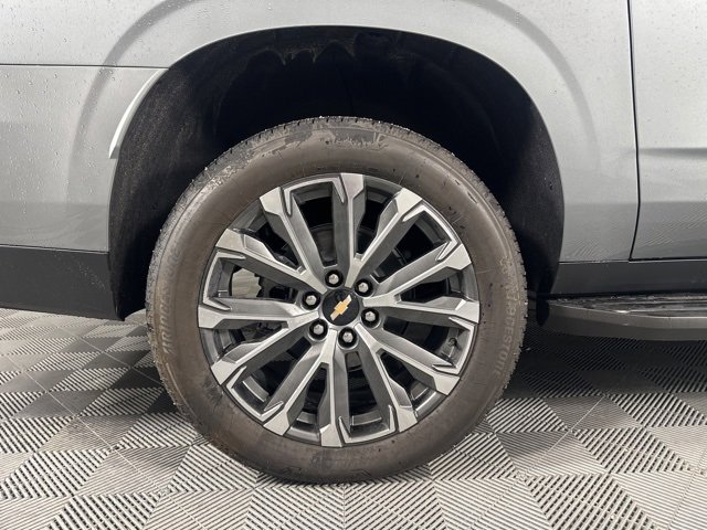 New 2026 Chevrolet Suburban High Country w/ Sun And Tow Package image 8