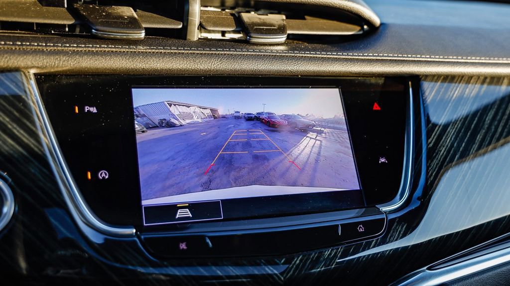 Used 2023 Cadillac XT6 Premium Luxury image 30