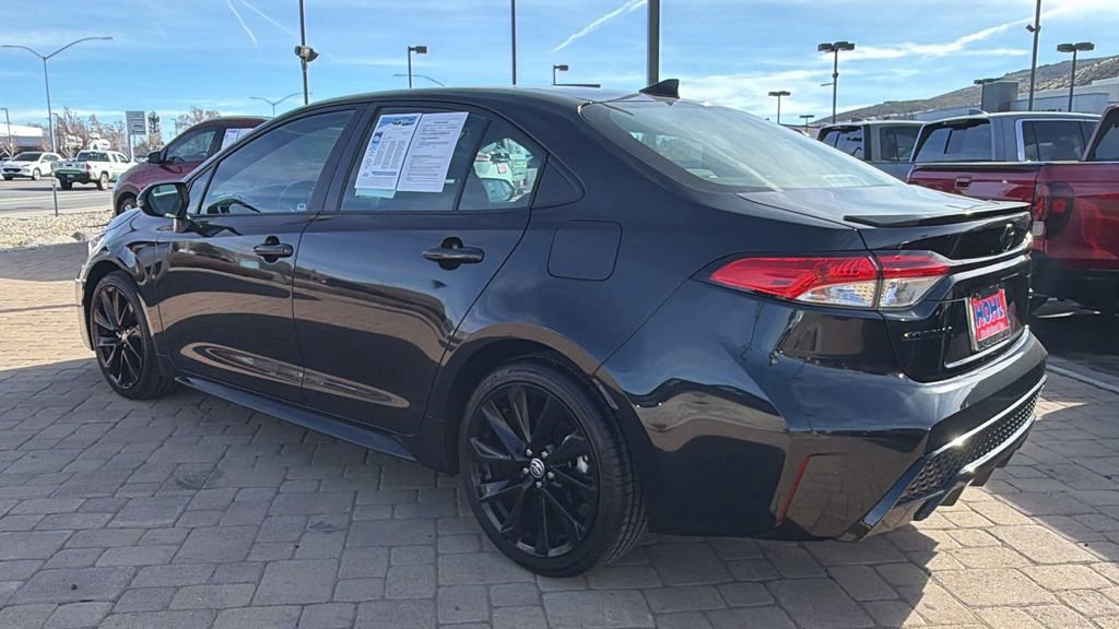 Used 2021 Toyota Corolla SE w/ Carpet Mat Package (TMS) image 5