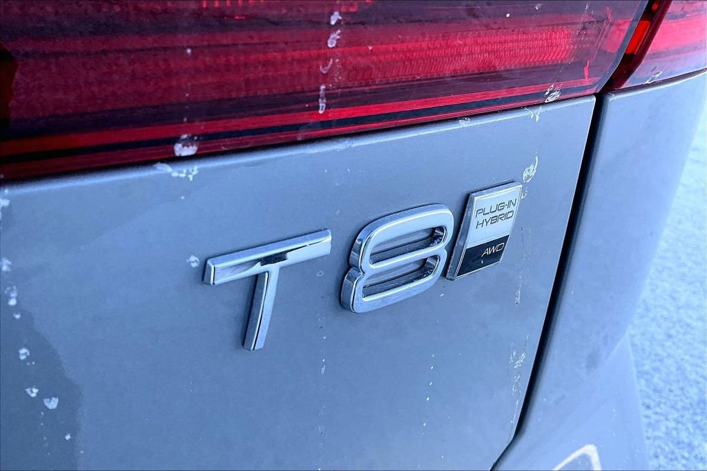 New 2026 Volvo XC60 T8 Ultra w/ Protection Package Premier image 9