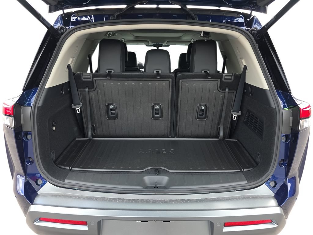 New 2026 Nissan Pathfinder Platinum FWD image 30