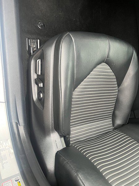 Used 2021 Toyota Camry SE image 35