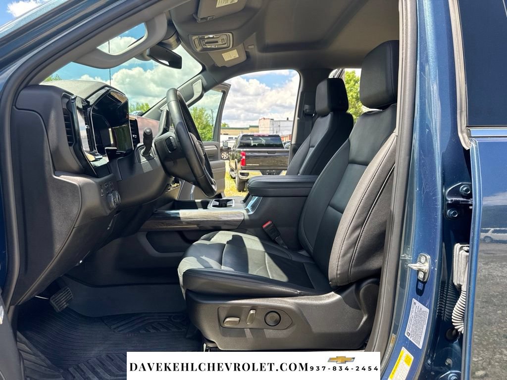 Used 2024 Chevrolet Silverado 2500 LTZ w/ LTZ Plus Package AWD/4WD image 22