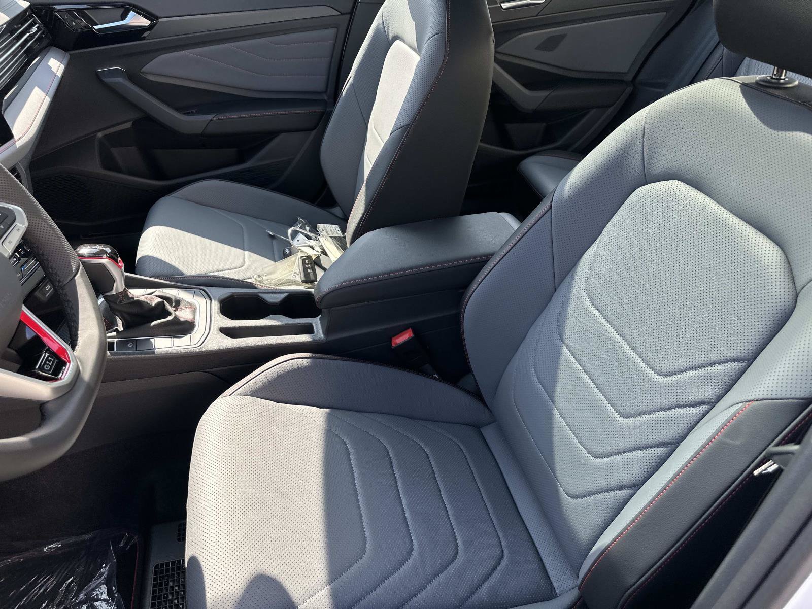 New 2027 Volkswagen Jetta GLI Autobahn FWD image 23