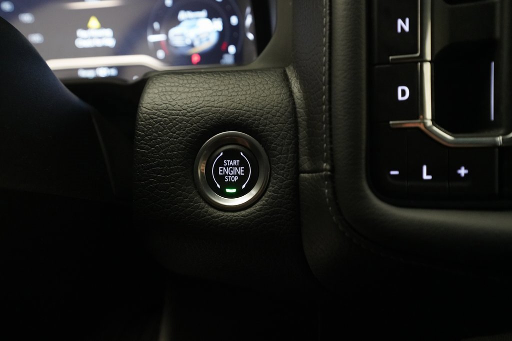 Used 2022 GMC Yukon Denali image 32