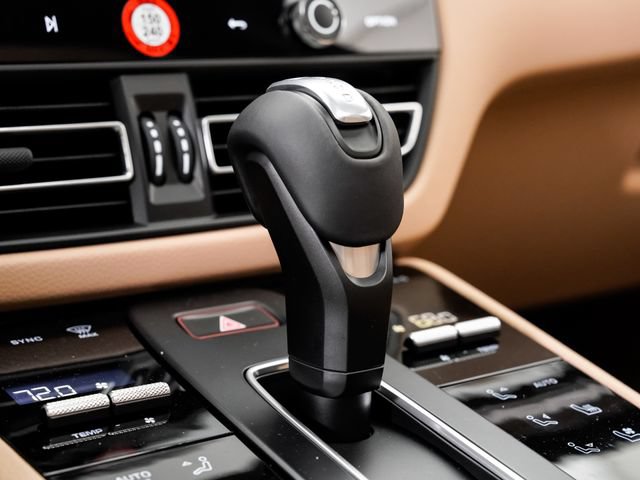 Certified 2026 Porsche Macan AWD/4WD image 21