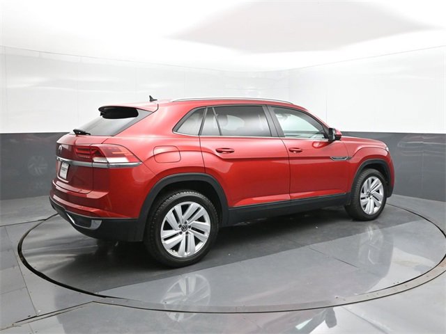 Used 2021 Volkswagen Atlas Cross Sport SE image 15