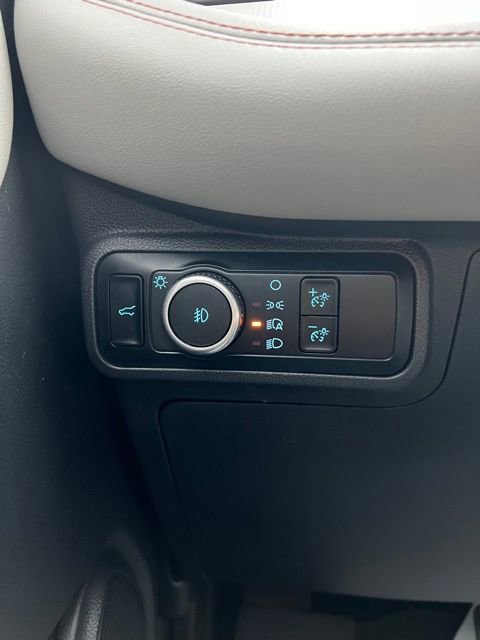 Used 2025 Ford Explorer Active w/ Active Comfort Package AWD/4WD image 24