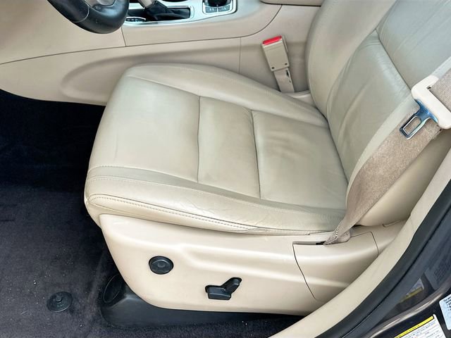 Used 2017 Jeep Grand Cherokee Limited w/ Jeep Active Safety Group image 19