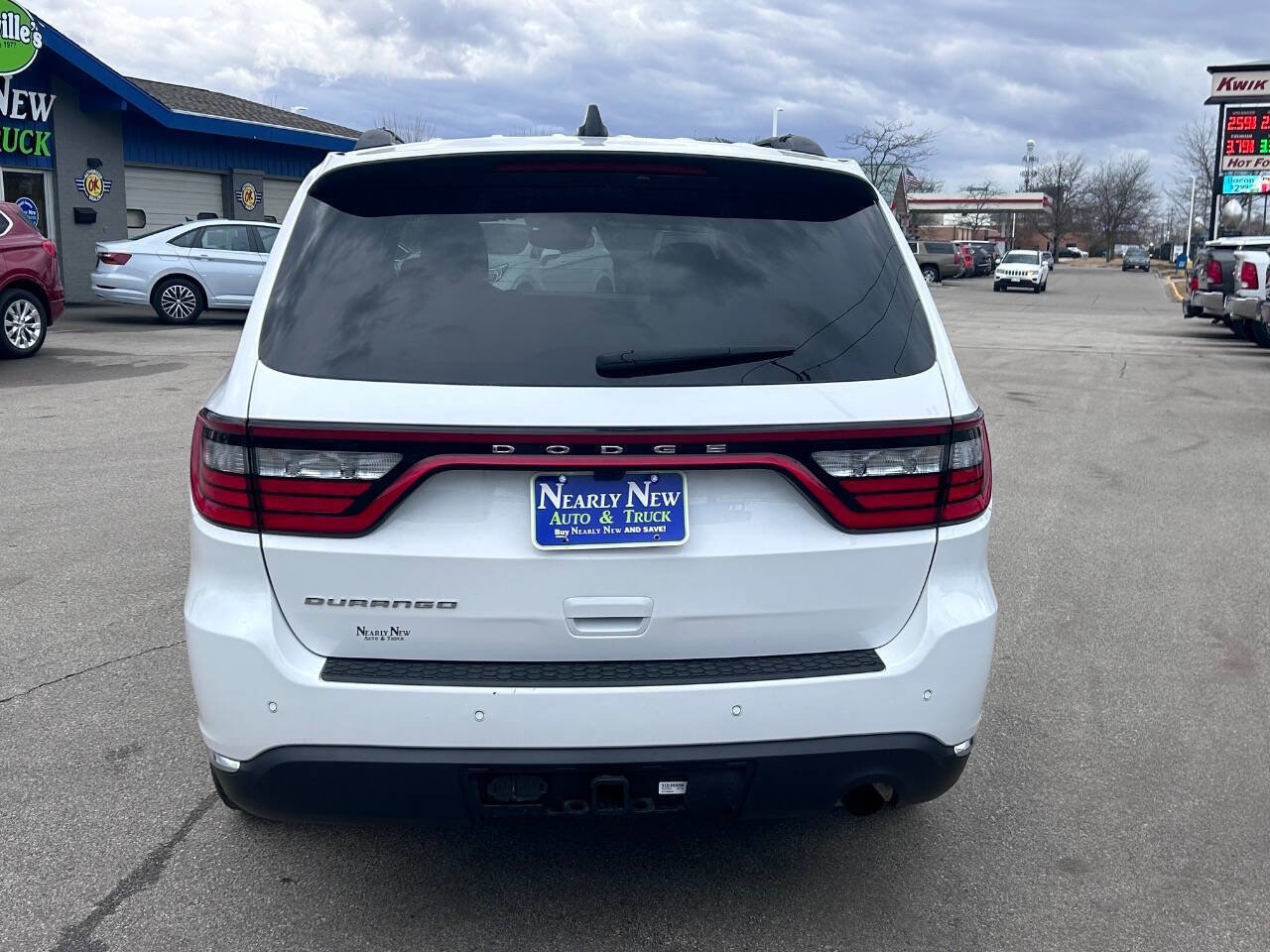 Used 2023 Dodge Durango SXT Launch Edition image 5