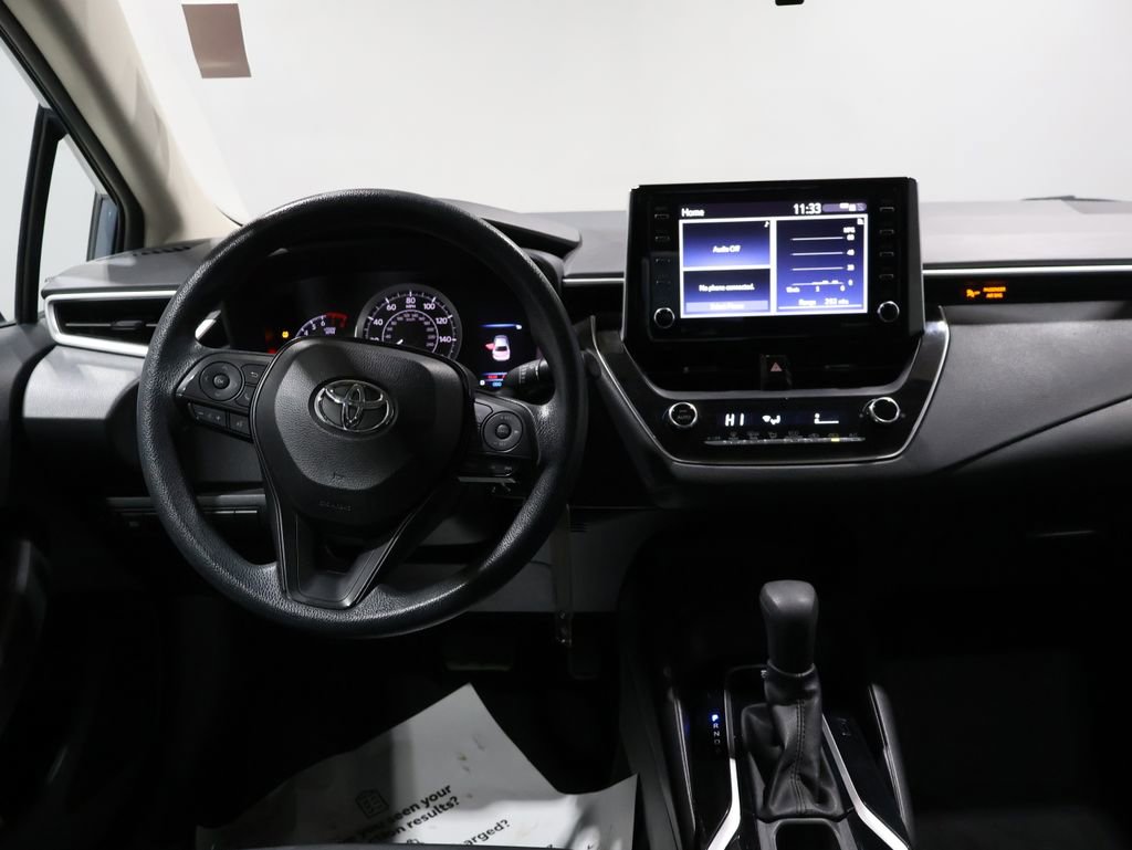 Used 2021 Toyota Corolla LE image 14