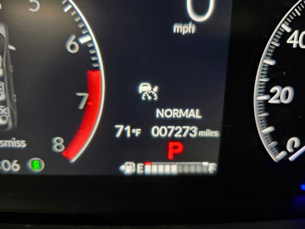 Used 2025 Honda Pilot TrailSport image 31