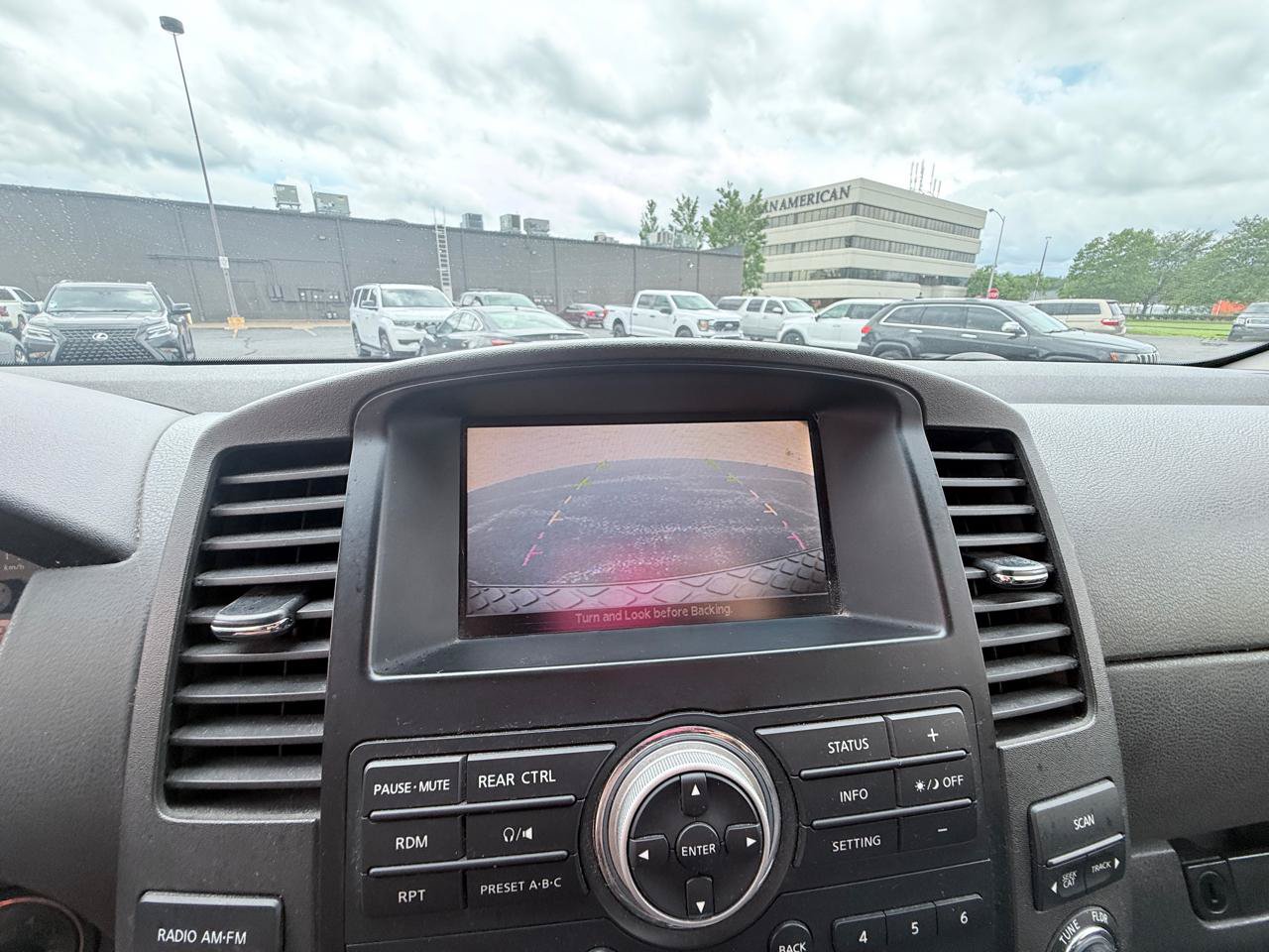 Used 2008 Nissan Pathfinder SE w/ Leather Pkg AWD/4WD image 17
