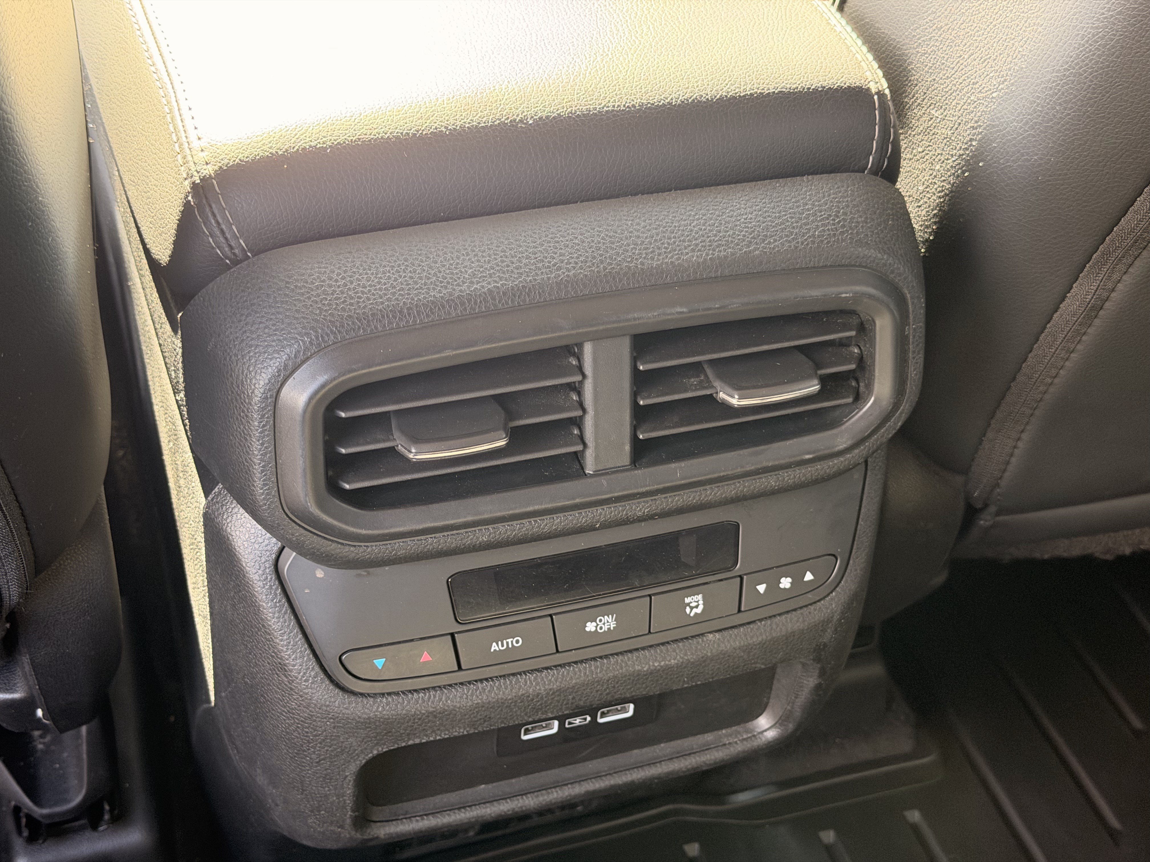 Used 2023 Honda Pilot EX-L image 21