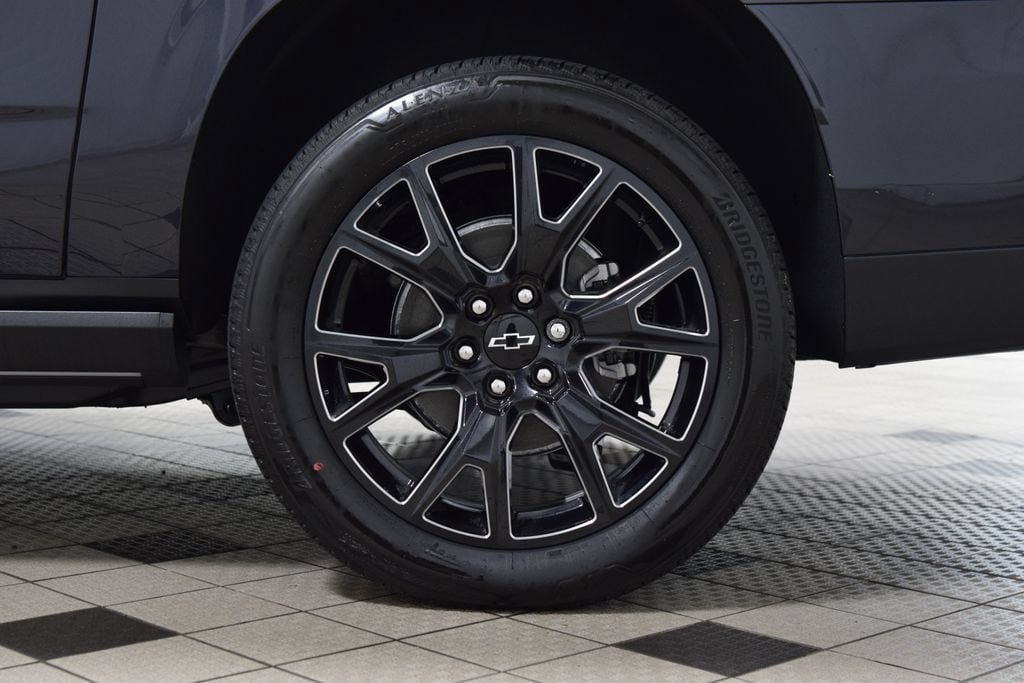 New 2026 Chevrolet Suburban High Country AWD/4WD image 28