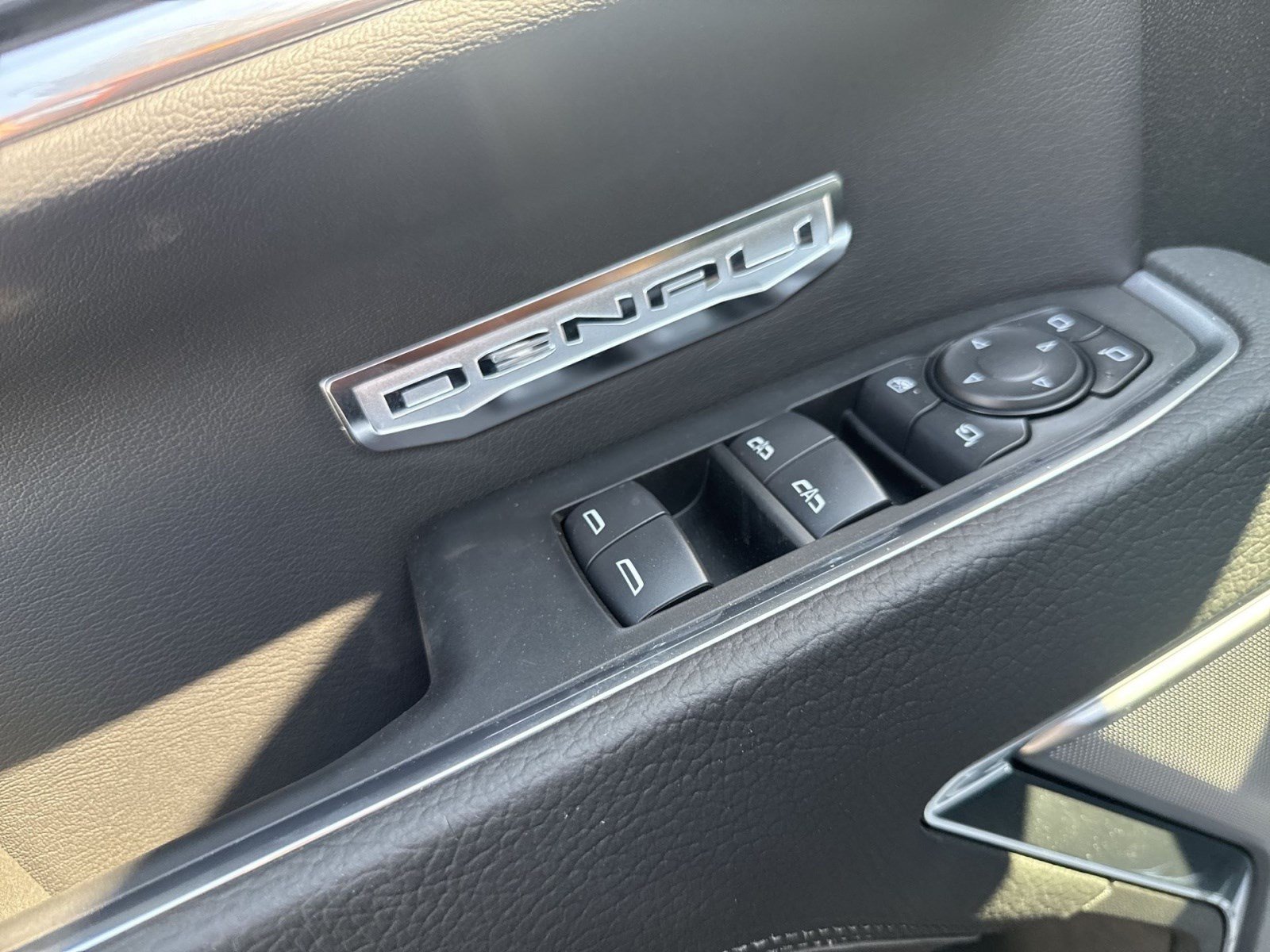 New 2026 GMC Sierra 1500 Denali w/ Denali Reserve Package AWD/4WD image 13