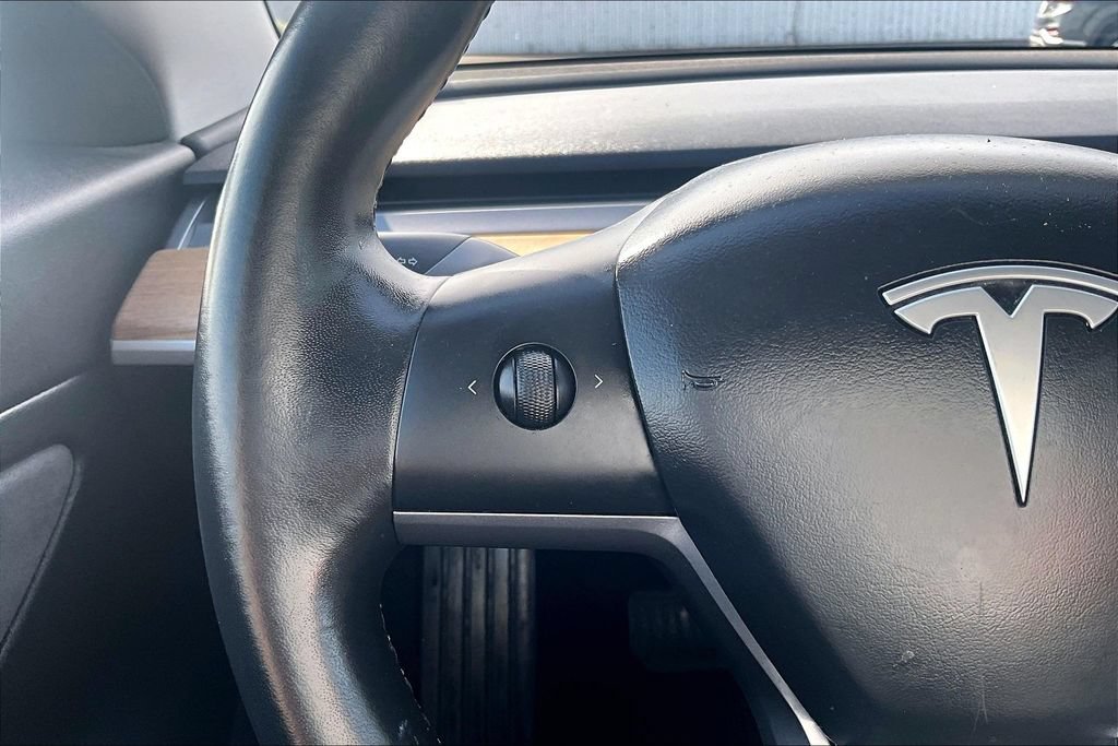 Used 2018 Tesla Model 3 Performance AWD/4WD image 18