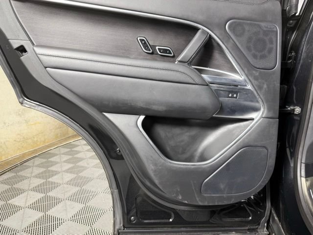 Used 2023 Land Rover Range Rover Autobiography AWD/4WD image 22