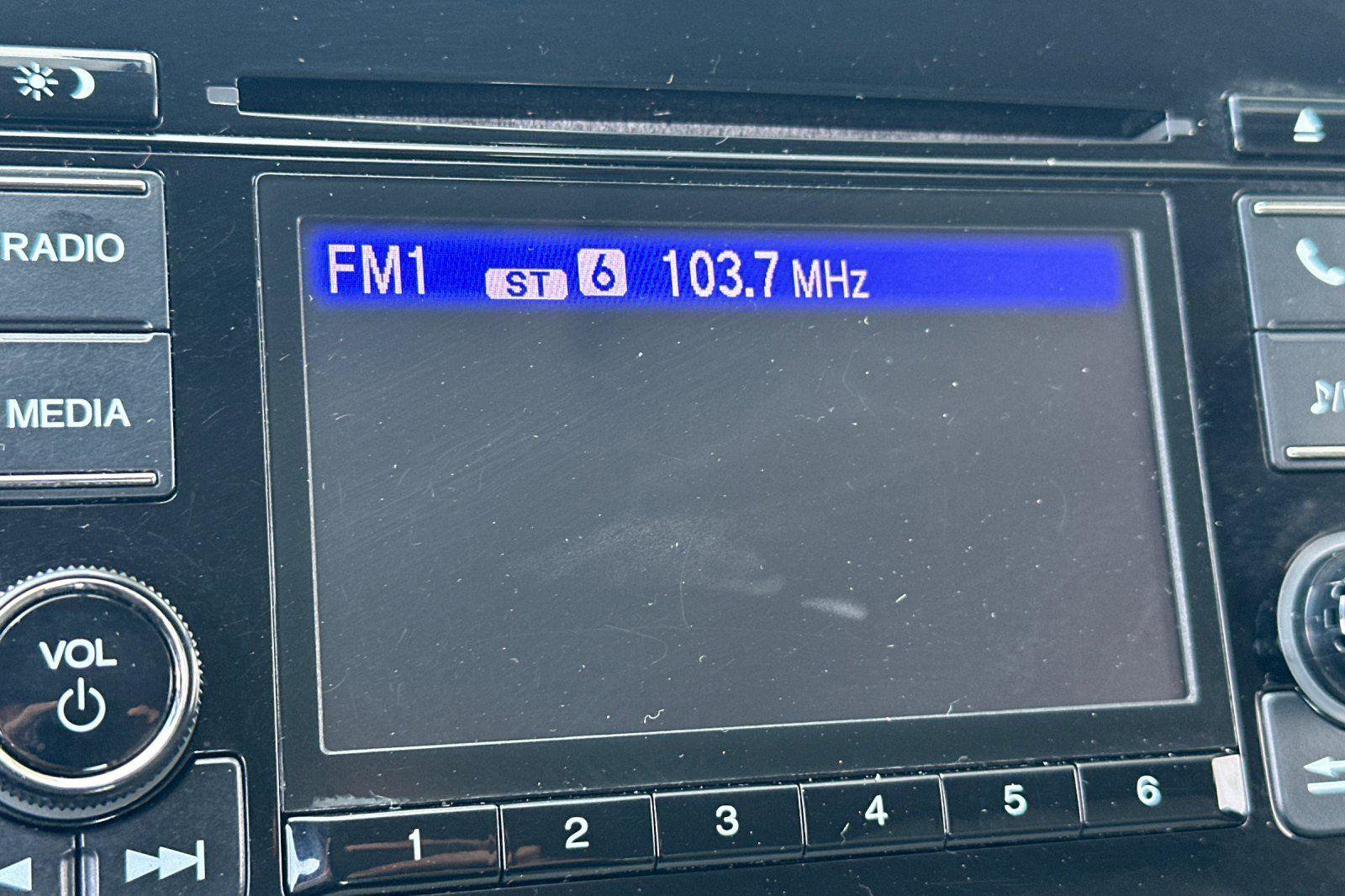 Certified 2022 Honda HR-V LX image 17