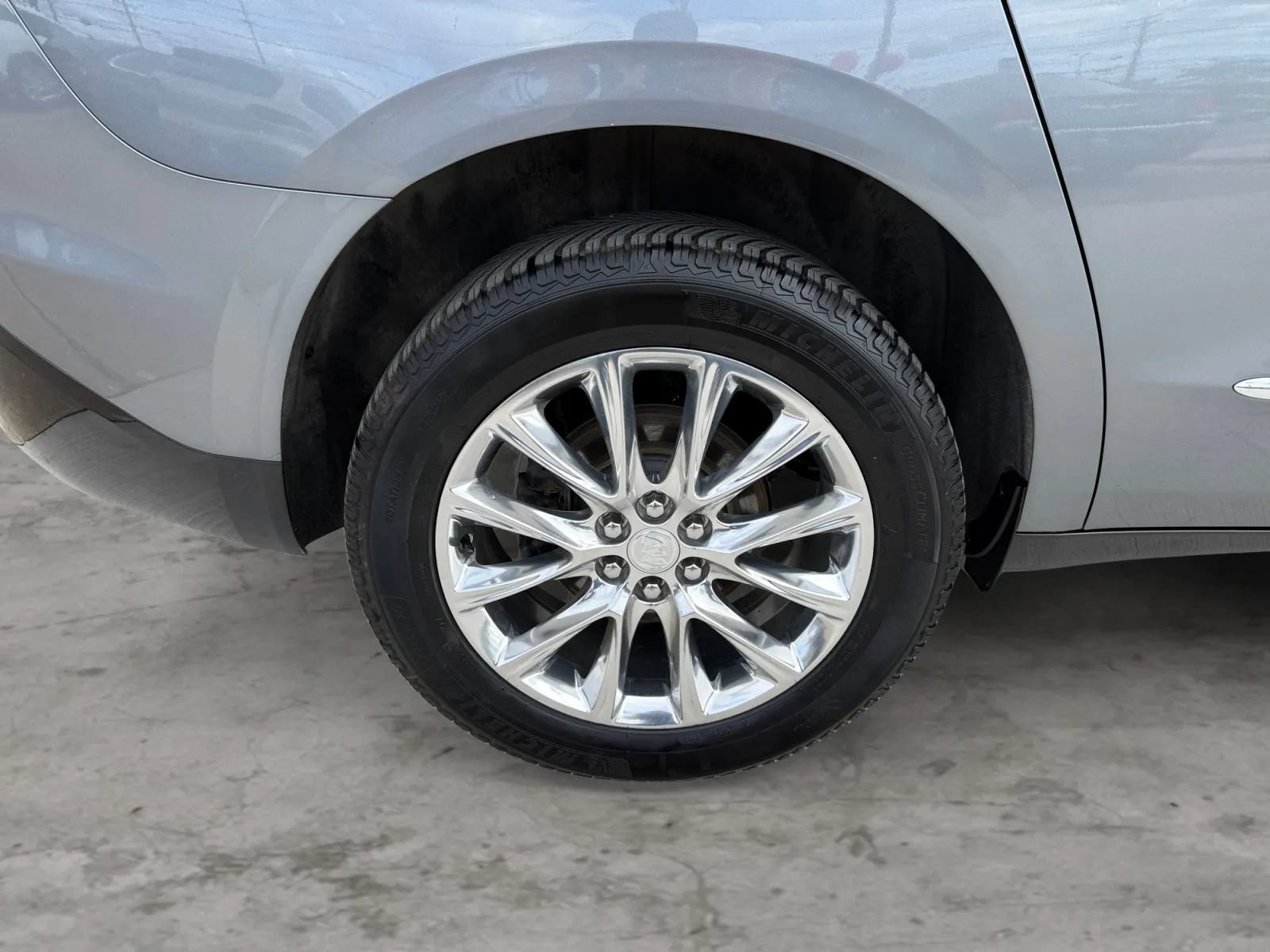 Used 2021 Buick Enclave Premium w/ Sun and Sites Package AWD/4WD image 45