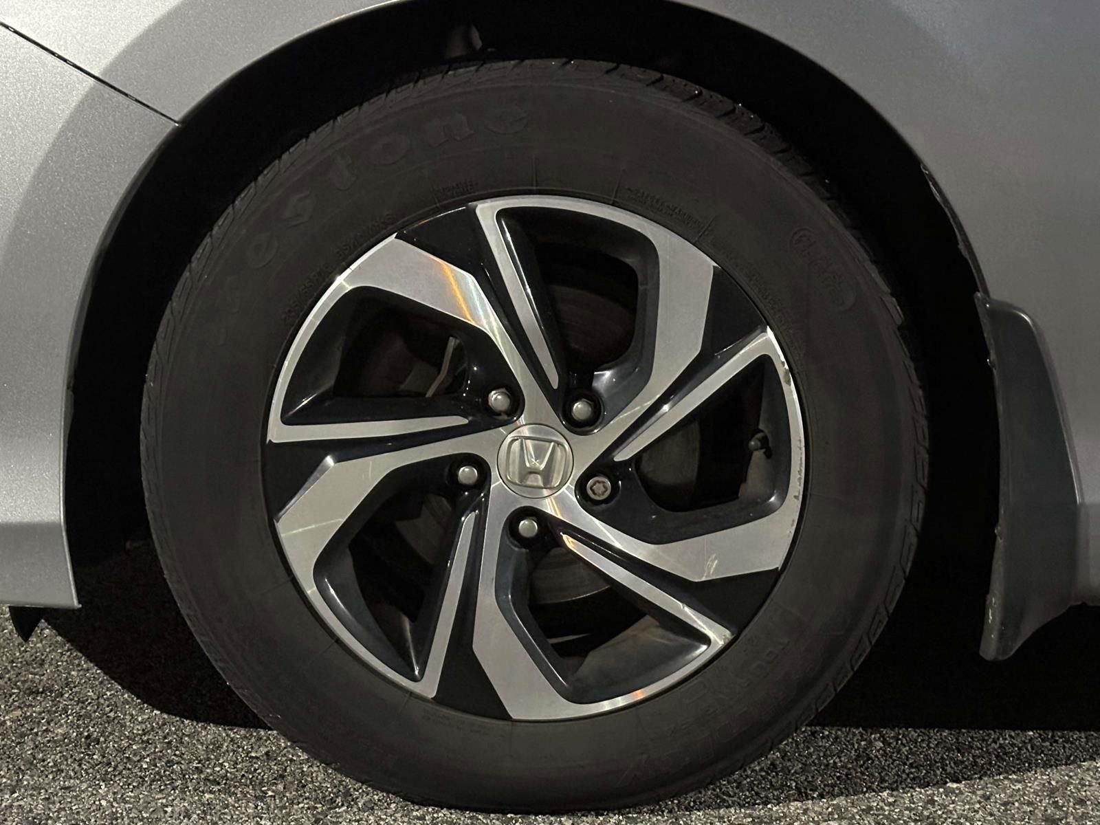 Used 2017 Honda Accord LX image 7