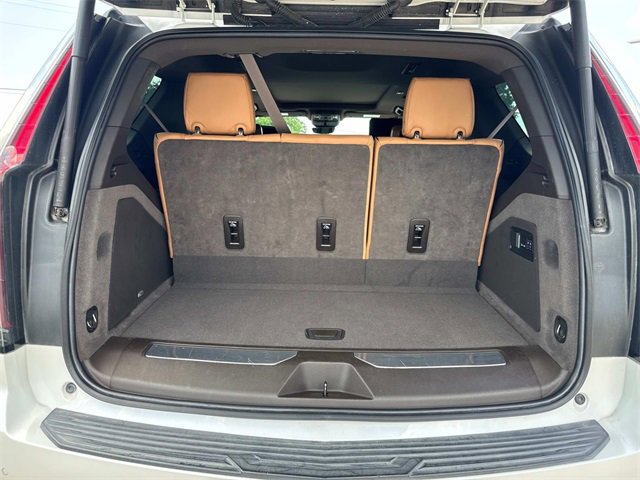 Used 2021 Cadillac Escalade Sport w/ Driver Assist Tech Package image 12