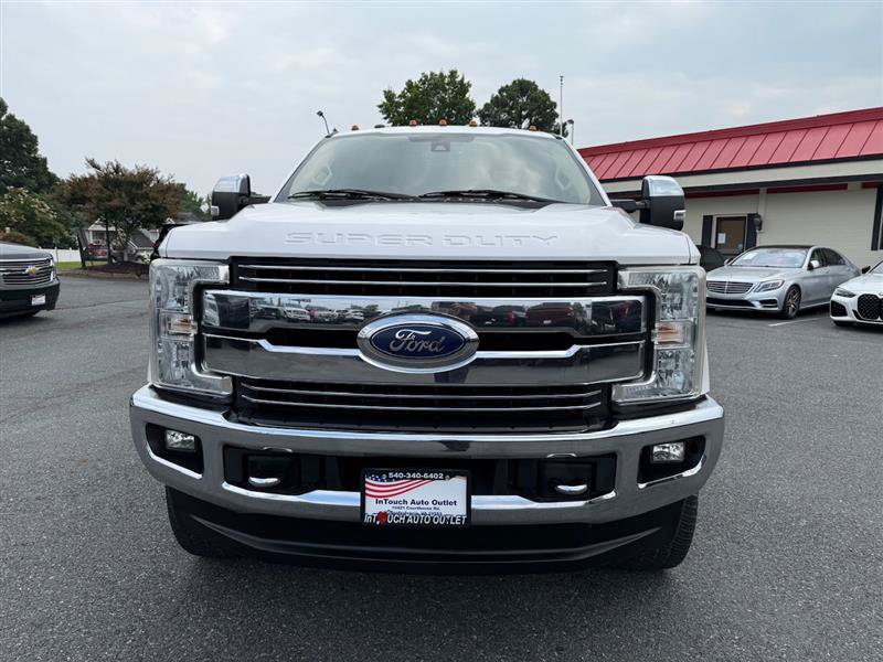Used 2017 Ford F250 Lariat w/ Lariat Ultimate Package AWD/4WD image 2