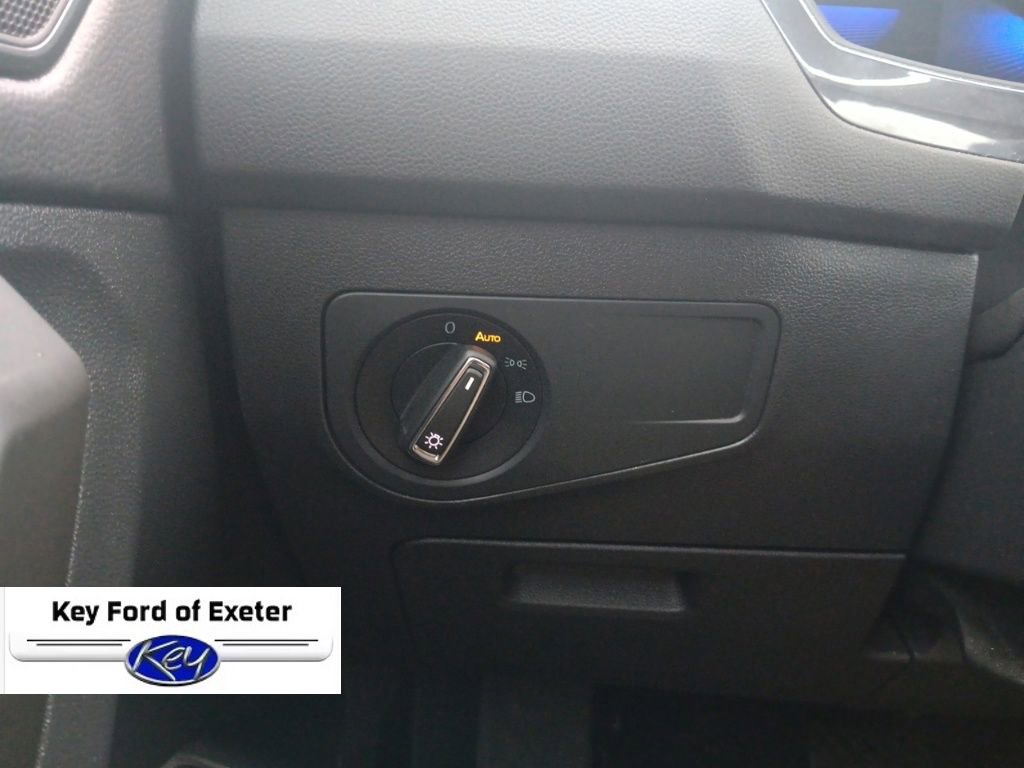Used 2022 Volkswagen Tiguan SE FWD image 21