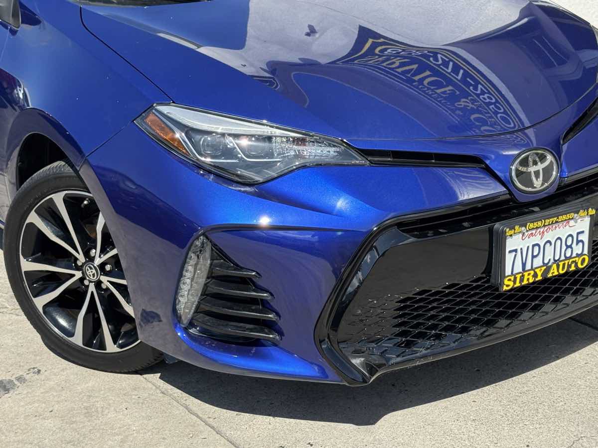 Used 2017 Toyota Corolla SE FWD image 3