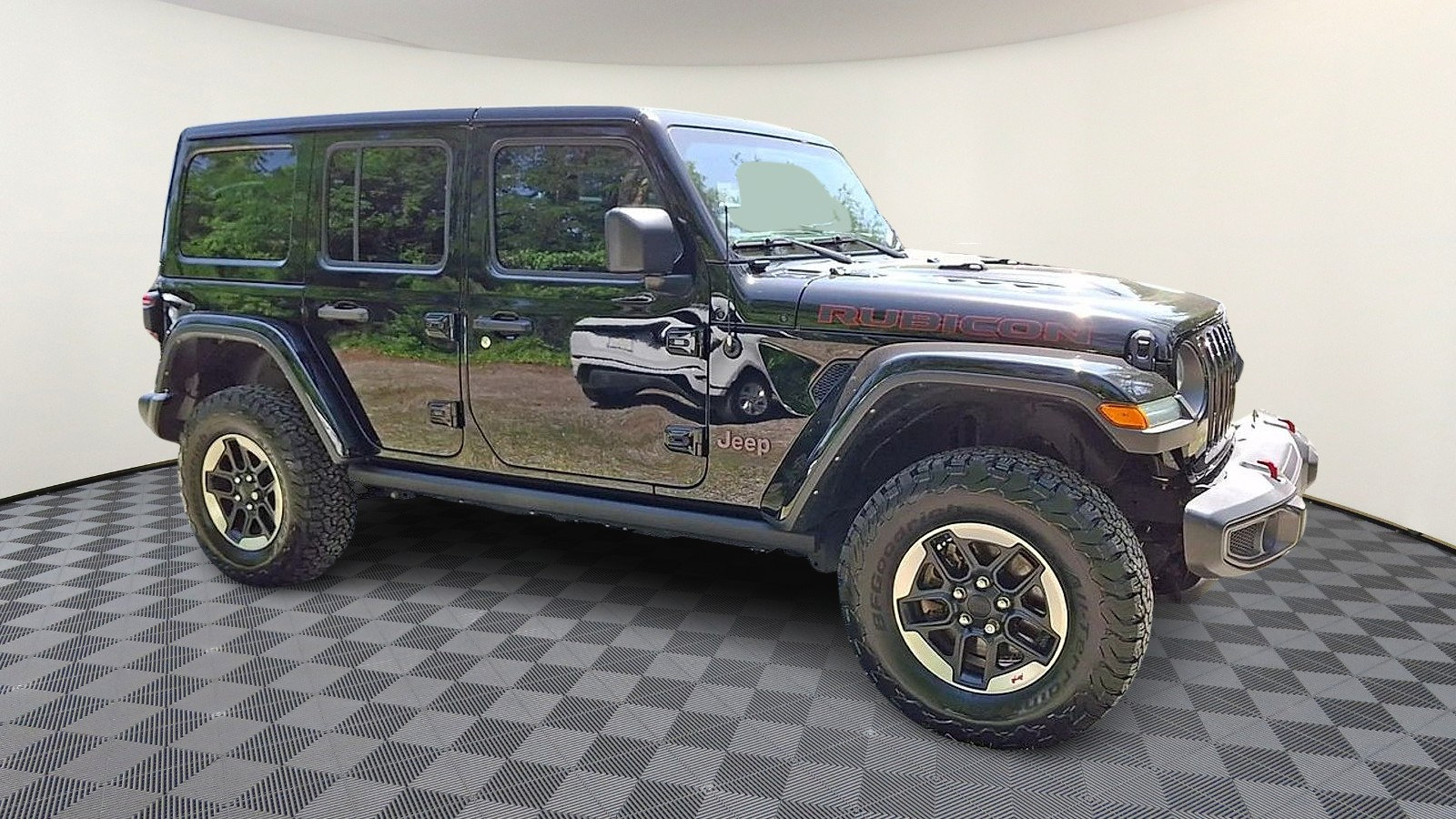 Used 2022 Jeep Wrangler Unlimited Rubicon w/ LED Lighting Group AWD/4WD image 2