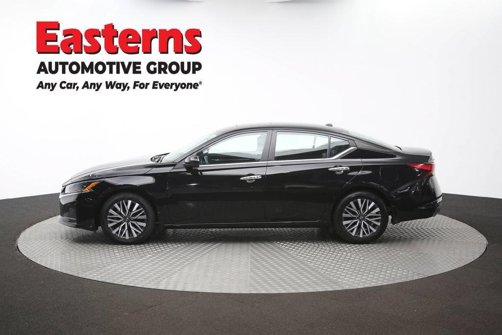 Used 2023 Nissan Altima 2.5 SV w/ SV Premium Package FWD image 61