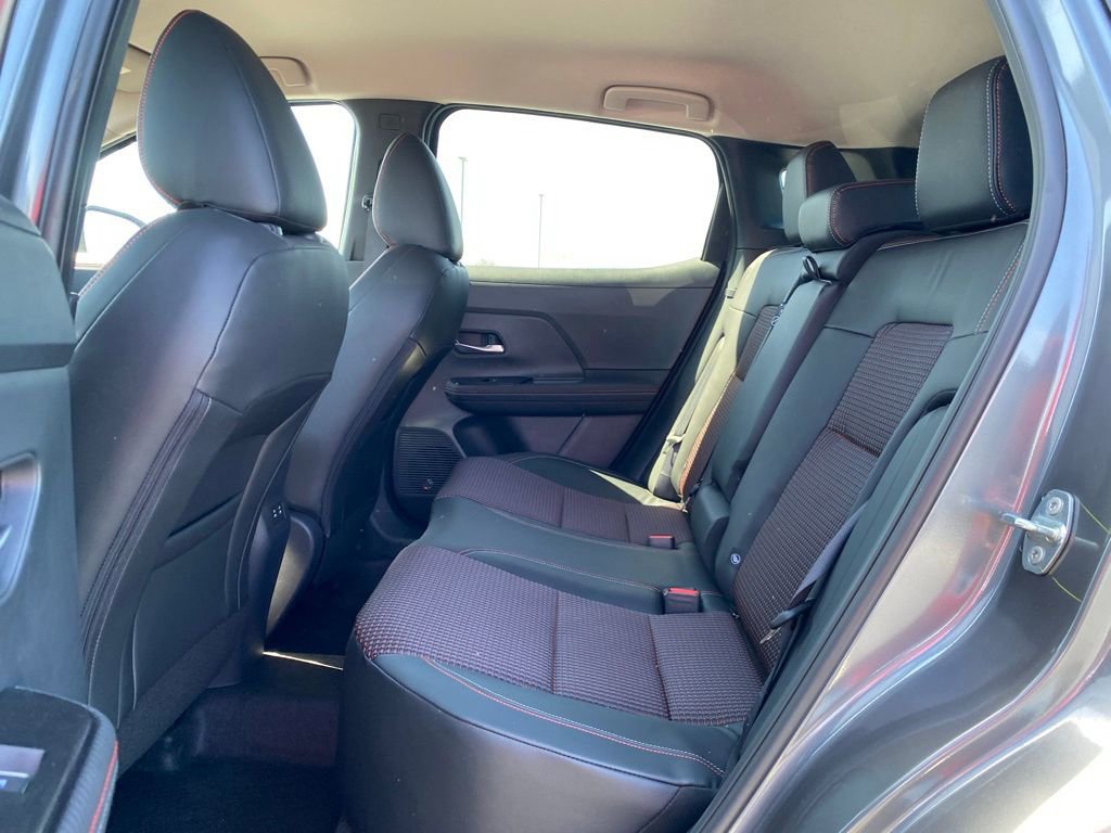 New 2025 Nissan Kicks SR image 14