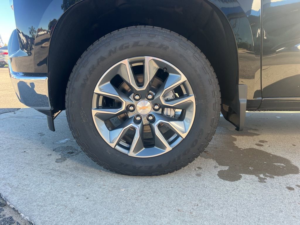 New 2026 Chevrolet Silverado 1500 LT image 40