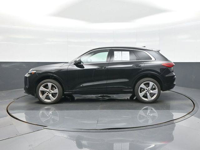 Certified 2025 Audi Q5 Premium Plus w/ Premium Plus AWD/4WD image 4