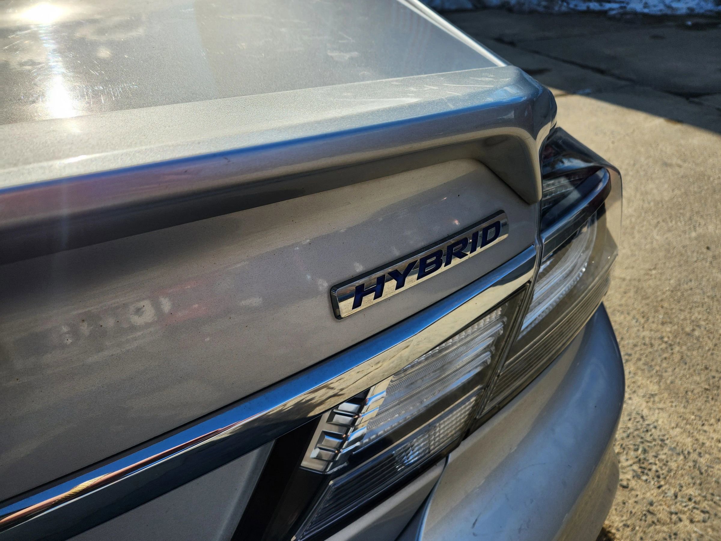 Used 2015 Honda Civic Hybrid Sedan image 14