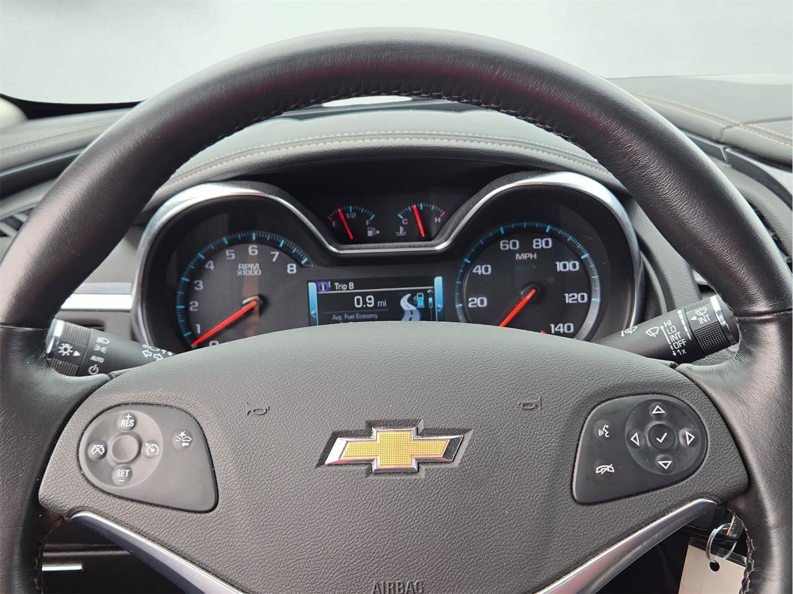 Used 2017 Chevrolet Impala LT w/ Convenience Package FWD image 29