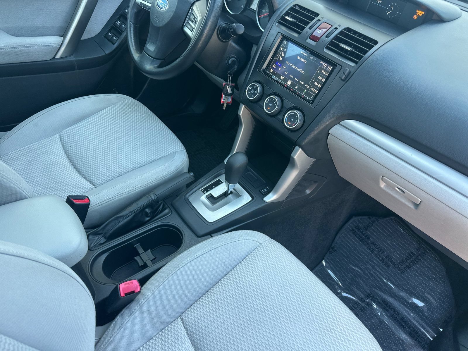 Used 2015 Subaru Forester 2.5i Premium w/ All-Weather Package AWD/4WD image 16