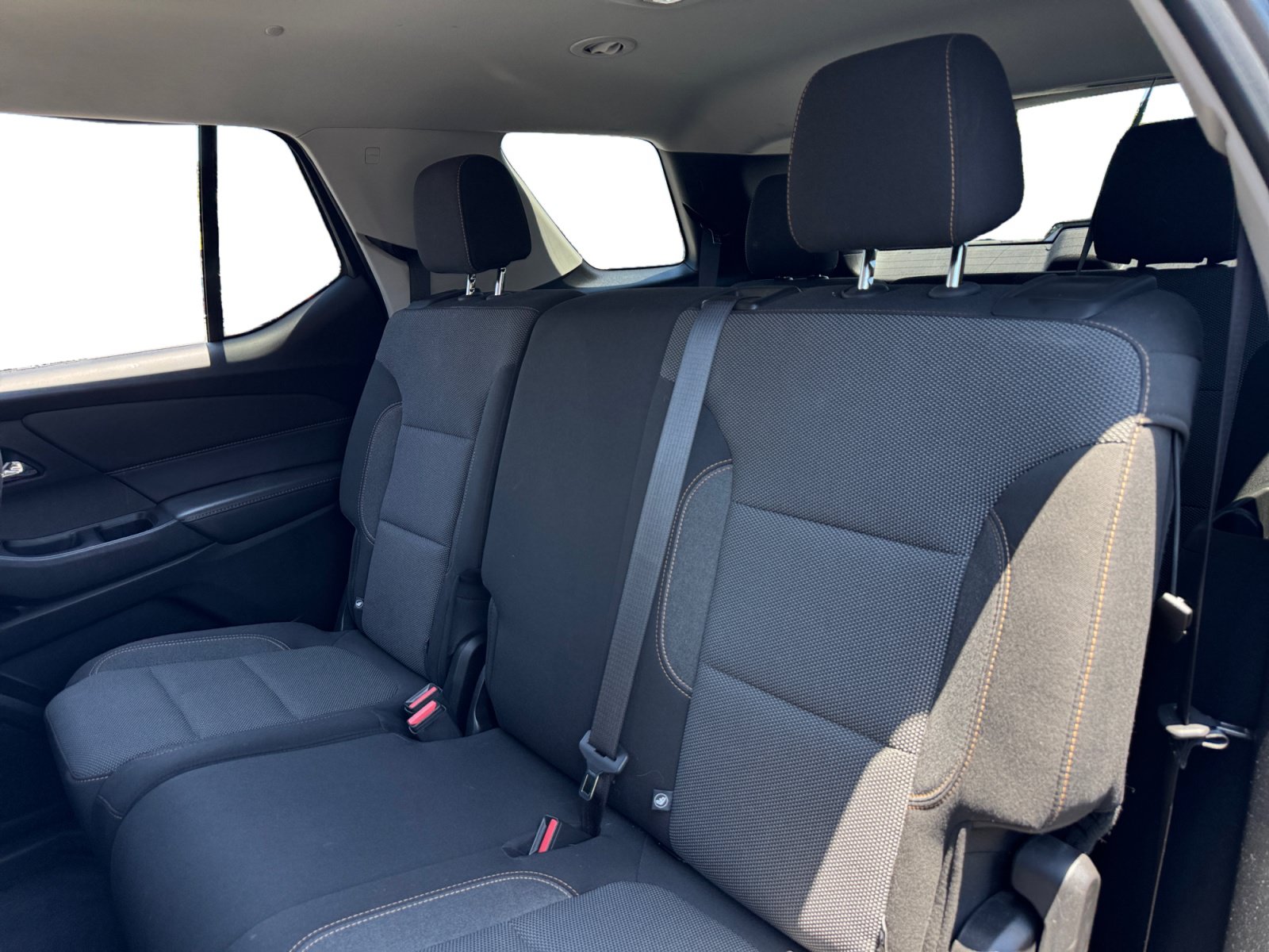 Used 2020 Chevrolet Traverse LS FWD image 13