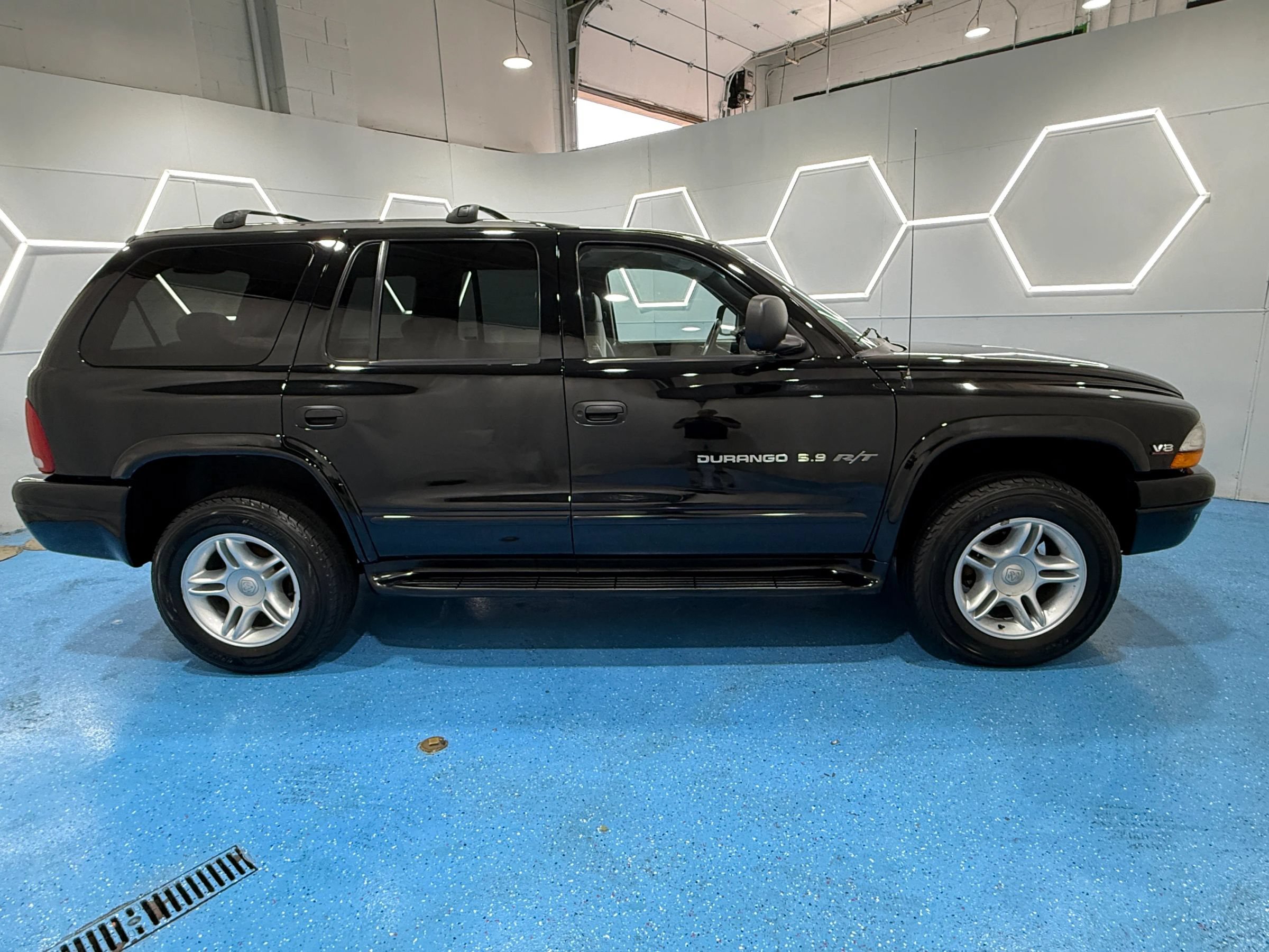Used 2000 Dodge Durango 4WD image 3