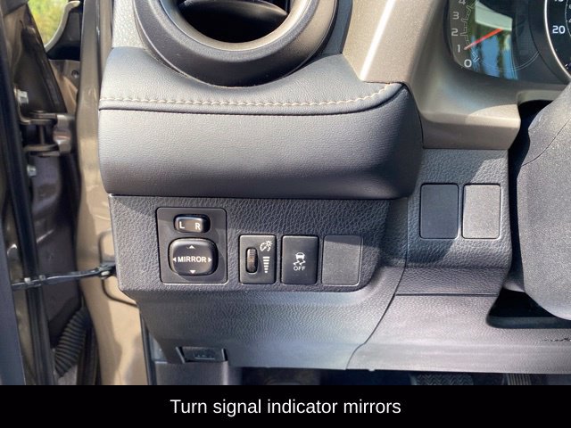 Used 2014 Toyota RAV4 XLE FWD image 8