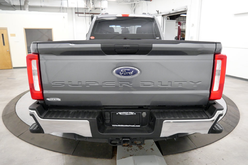 Used 2023 Ford F250 XL w/ XL Driver Assist Package AWD/4WD image 7