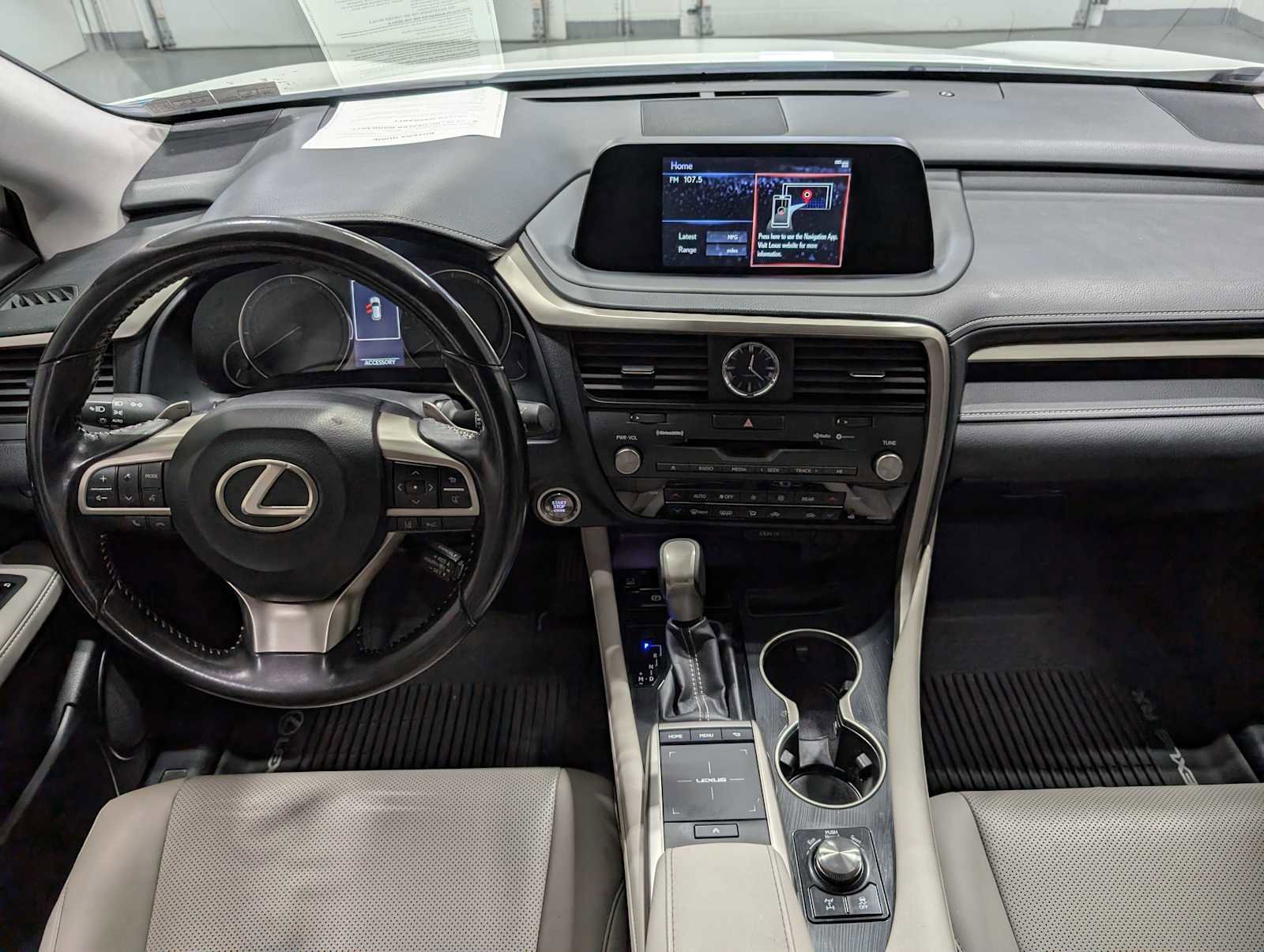 Used 2022 Lexus RX 350L AWD image 17