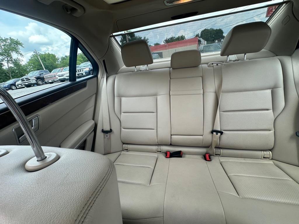 Used 2016 Mercedes-Benz E 350 Sedan w/ Premium Package image 16