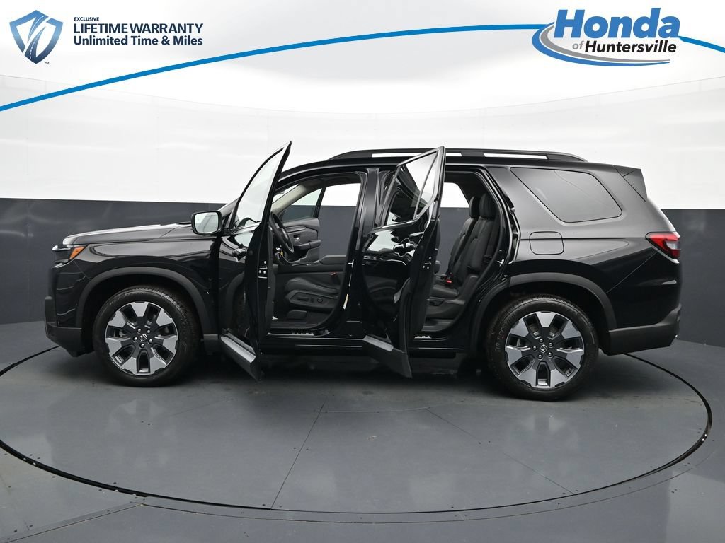 New 2026 Honda Pilot Touring image 39