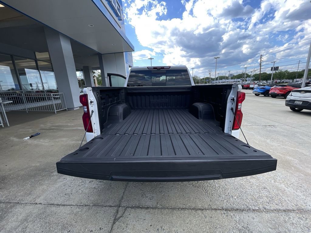 Certified 2024 Chevrolet Silverado 1500 High Country w/ High Country Premium Package AWD/4WD image 26