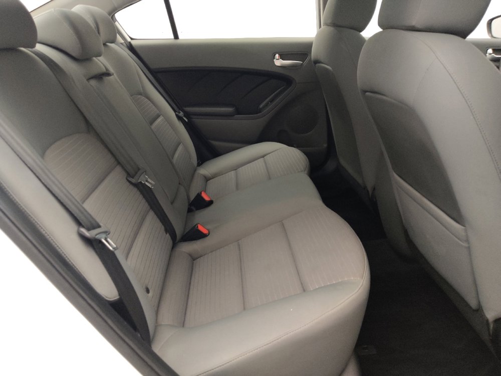 Used 2017 Kia Forte LX w/ LX Popular Package image 19