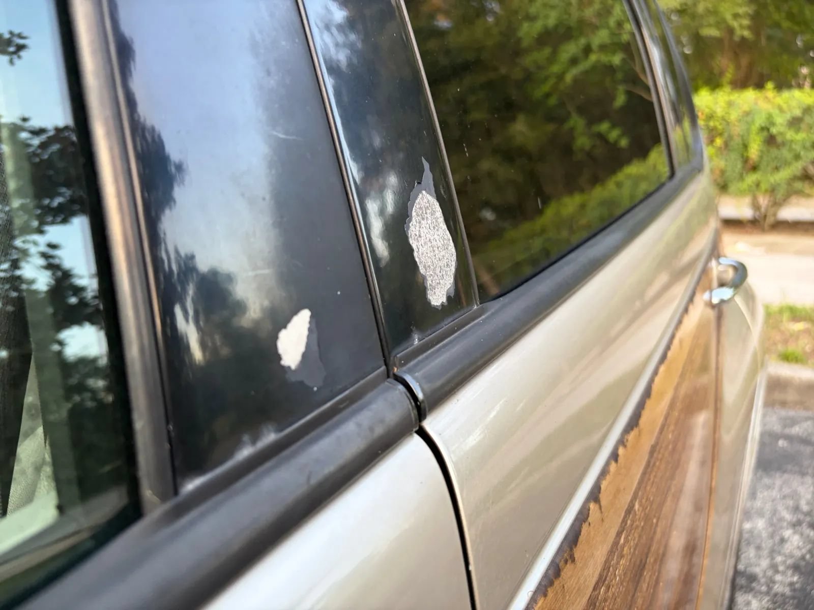 Used 2005 Chrysler PT Cruiser Limited FWD image 28
