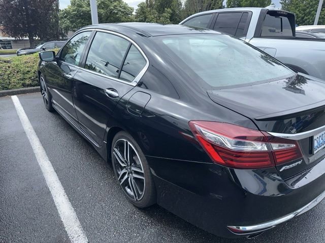 Used 2017 Honda Accord Sport Special Edition image 4
