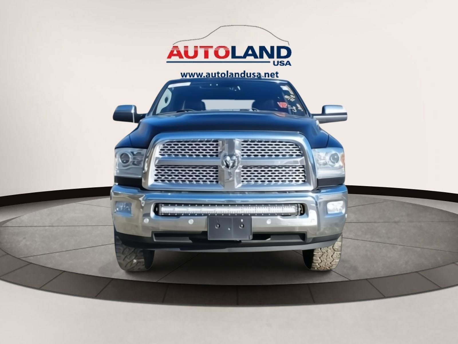 Used 2018 RAM 2500 Laramie w/ Snow Chief Group AWD/4WD image 2
