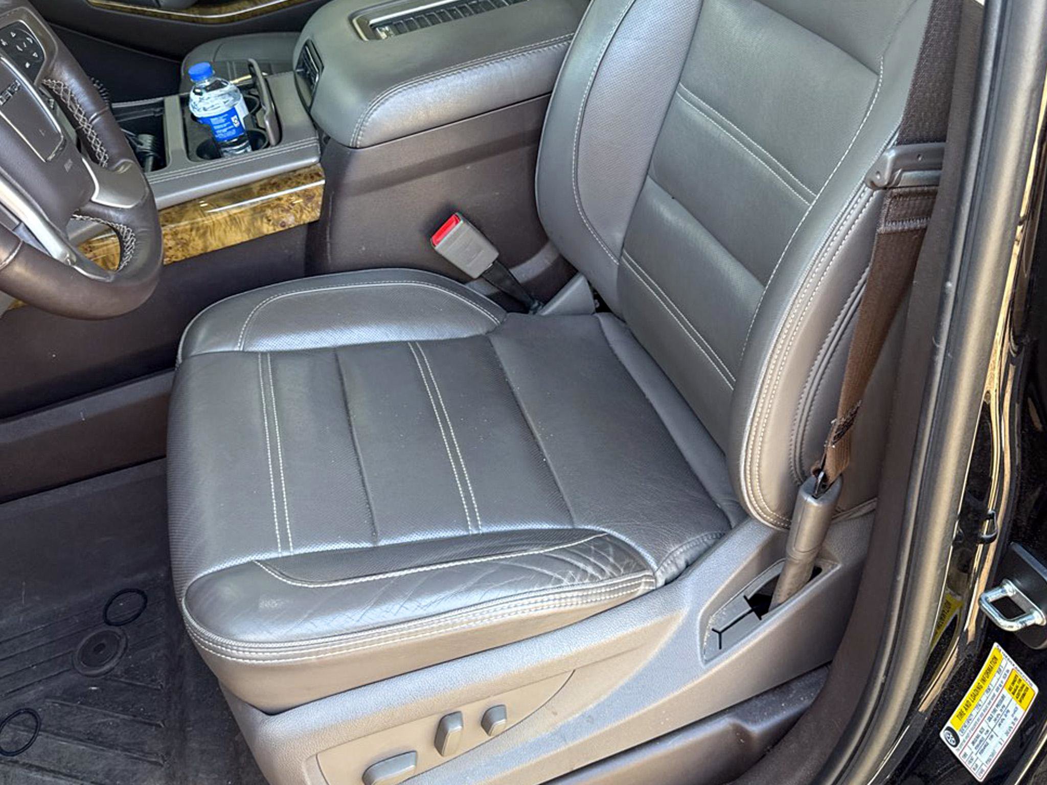 Used 2017 GMC Yukon Denali w/ Open Road Package image 17
